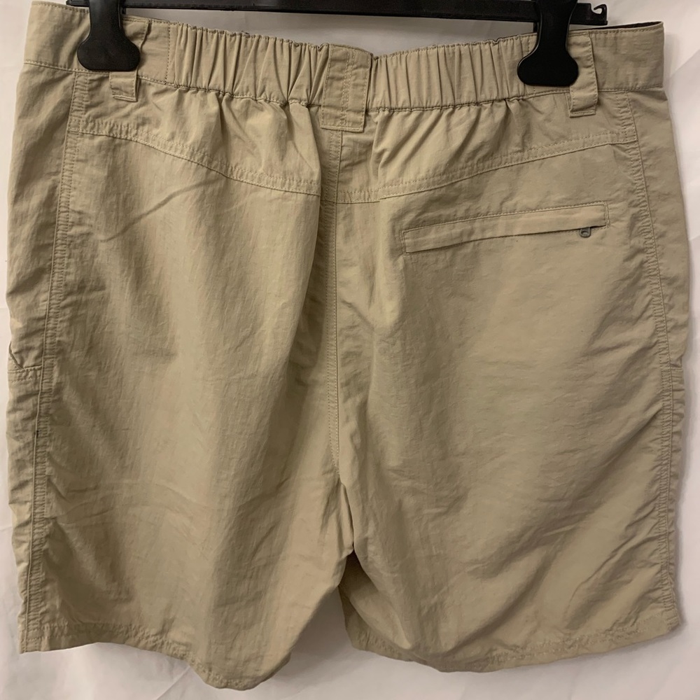 Patagonia lightweight quick-dry hybrid shorts. Flex waist. Size L. 8” inseam. - Picture 2 of 6